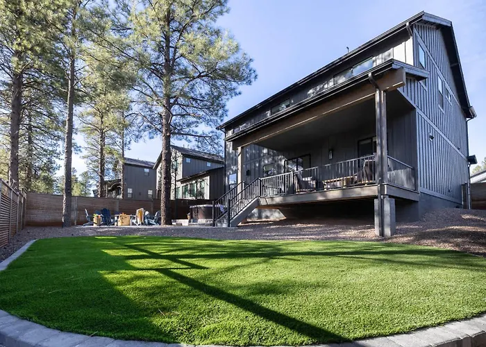 Holiday home Luxe Mountain Escape Hot Tub & Pool Table